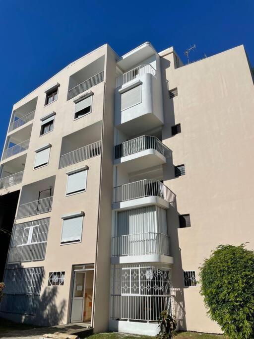 쇨세르 T2 Avec Parking - Entierement Climatise - Chez Elo 아파트 외부 사진